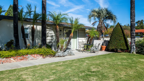 Welcome to Fallbrook Country Inn - Exterior View